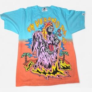 Un Verano Sin Ti 
Bad Bunny x Warren Lotas